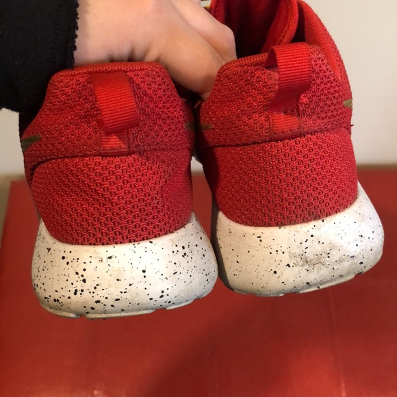 CUSTOM MADE NIKE ROSHE ONE - Picture 5 of 8